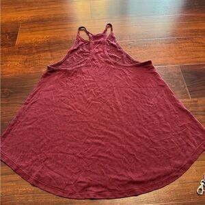 Athleta women tank  High Low Top Cranberry  (137)